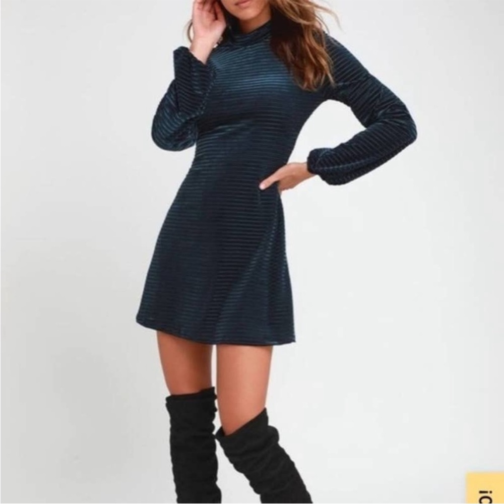 Lulu’s Ticket to Chic Navy Blue Striped Velvet Long Balloon Sleeve Dress